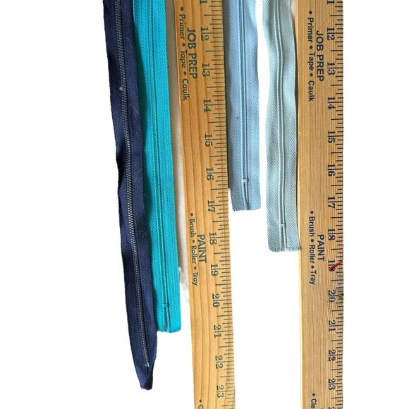 Vintage Blue Zippers LOT of 21 Various Styles and Sizes - Picture 7 of 8